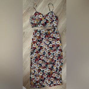 Reformation 2 piece set navy blue daisy floral